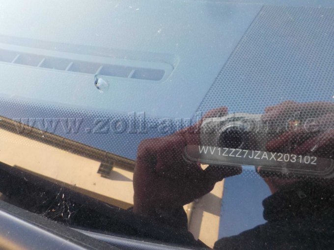 Detailbild Steinschlag Windschutzscheibe