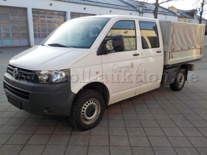 Front- und Seitenansicht VW T5