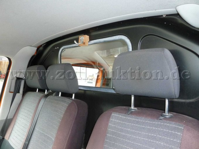 Innenansicht Vordersitze