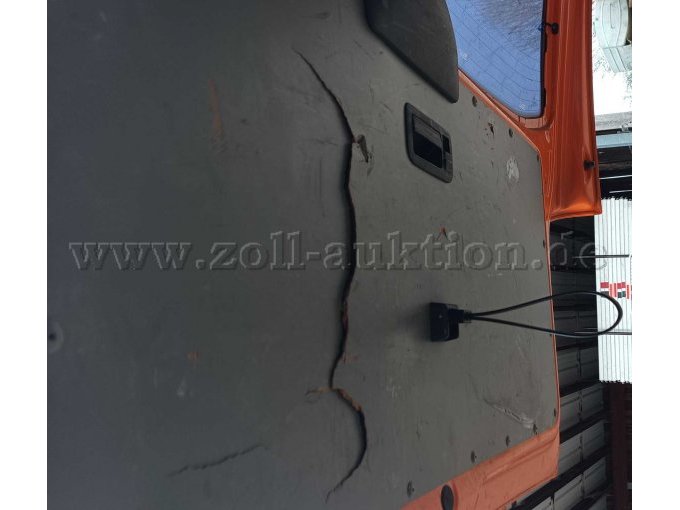 Schaden an Innenverkleidung Heckklappe