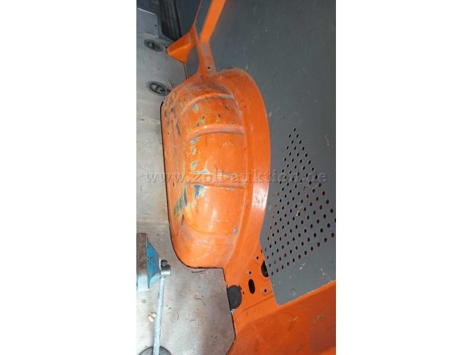 Innenraum - Radlauf mit Kratzern