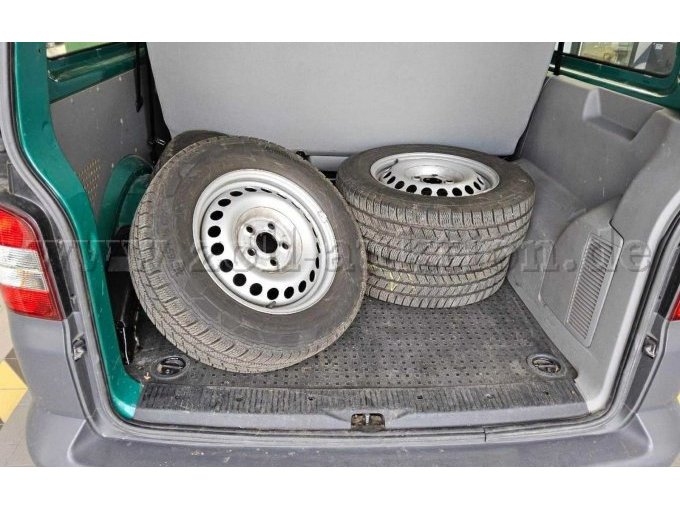 1 VW T5 Caravelle-stationwagen 1.9 diesel – foto 5 – kavel bij Zoll-Auktion, Hoppegarten