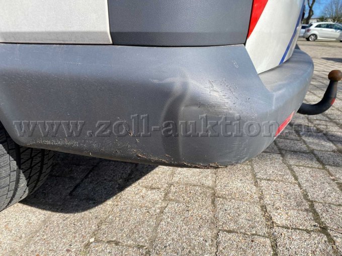 Ansicht Delle/Kratzer Stoßstange hinten links