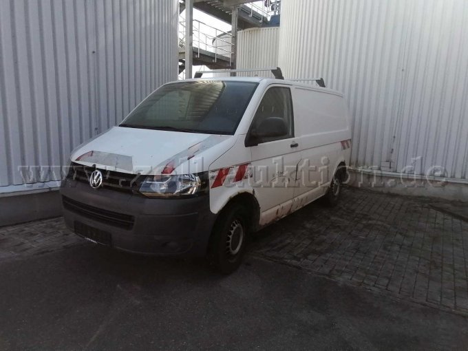 1 VW T5 TDI Kastenwagen mit Allradantrieb – foto 5 – kavel bij Zoll-Auktion, Marktoberdorf