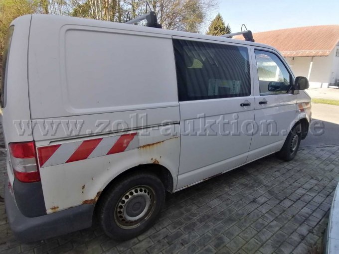 1 VW T5 TDI Kastenwagen mit Allradantrieb – foto 4 – kavel bij Zoll-Auktion, Marktoberdorf
