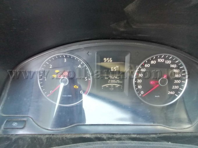1 VW T5 TDI Kastenwagen mit Allradantrieb – foto 7 – kavel bij Zoll-Auktion, Marktoberdorf