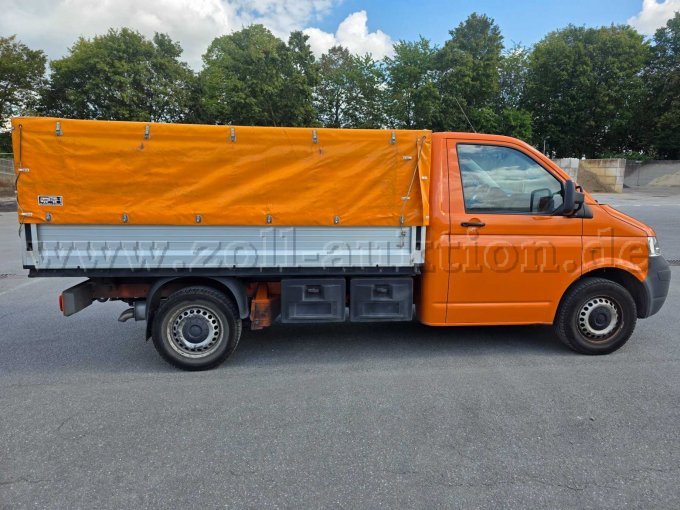 1 VW T5 Transporter, 75 kW, 2800 kg, laadbak met zeilafdekking, trekhaak – foto 4 – kavel bij Zoll-Auktion, Lippstadt