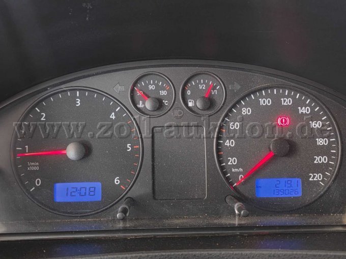 1 VW T5 Transporter, 75 kW, 2800 kg, laadbak met zeilafdekking, trekhaak – foto 9 – kavel bij Zoll-Auktion, Lippstadt