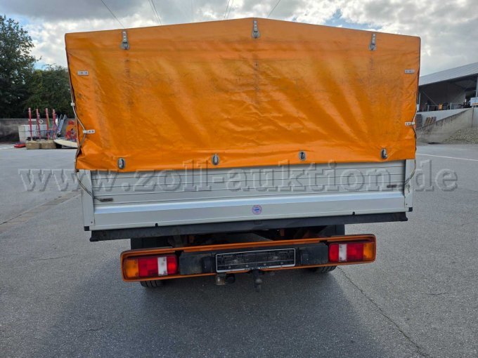 1 VW T5 Transporter, 75 kW, 2800 kg, laadbak met zeilafdekking, trekhaak – foto 6 – kavel bij Zoll-Auktion, Lippstadt