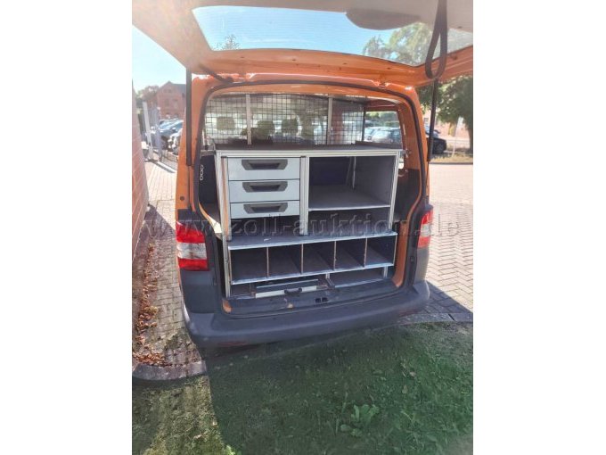 1 VW T5 Transporter Kasten-Kombi (7E) defekt – foto 11 – kavel bij Zoll-Auktion, Aurich