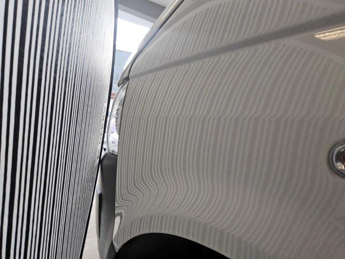 Kotflügel vorn links mehrfach verdellt