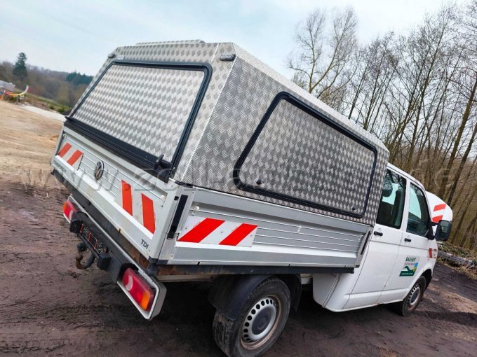 VW T5 Pritsche mit Aufbau Bad Driburg