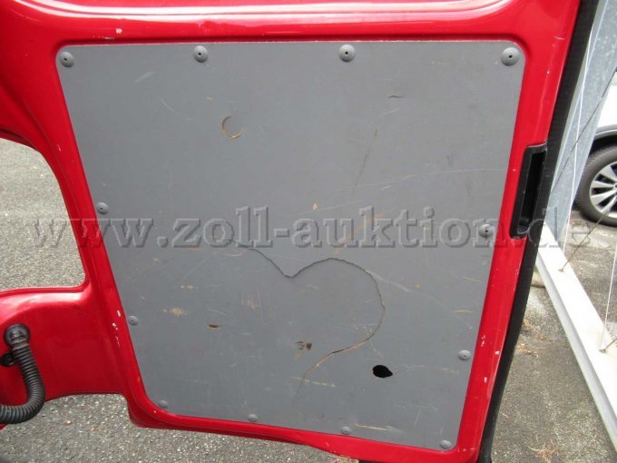 Hecktür rechts Verkleidung gebrochen