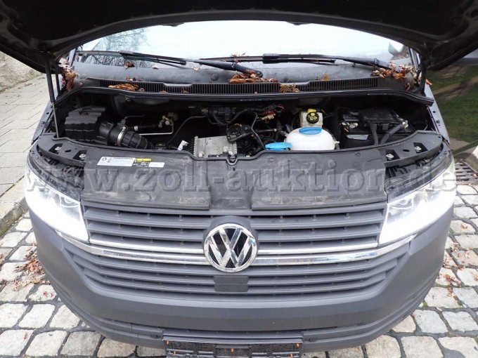 Frontansicht Motorraum