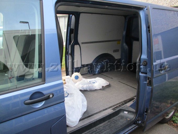 Ladefläche von Schiebetür links