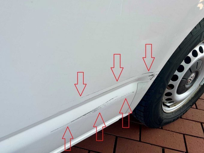 Ansicht Verschürfung Schwellerbereich Seitenwand links