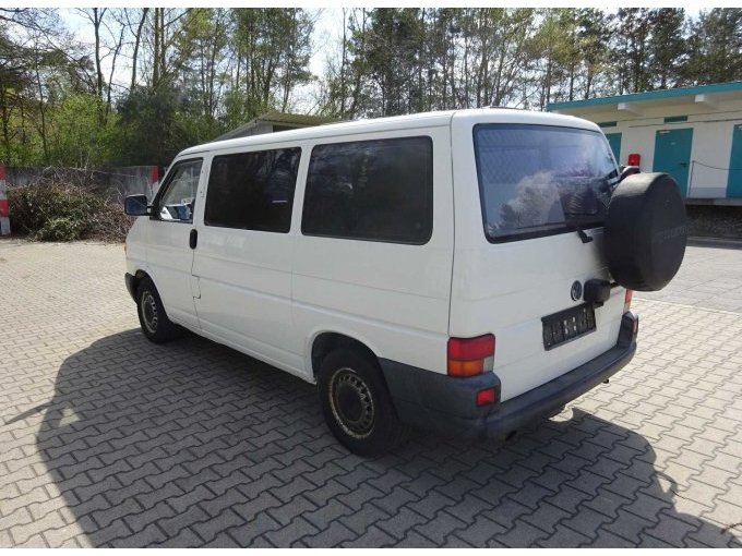 Ansicht von schräg hinten Fahrerseite