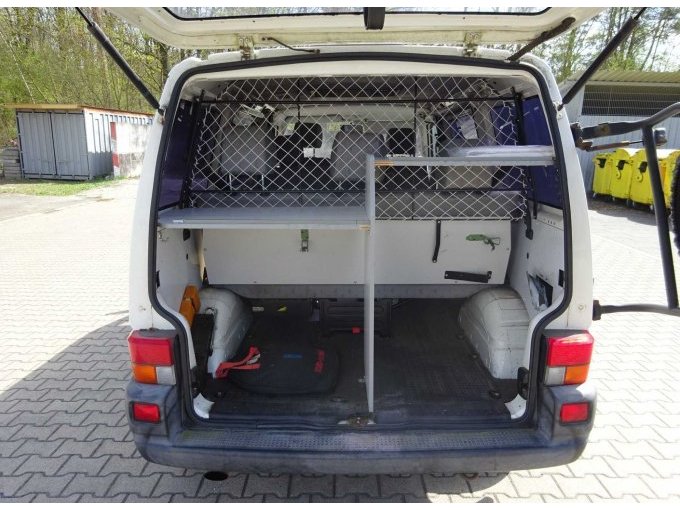 Ansicht geöffnete Heckklappe