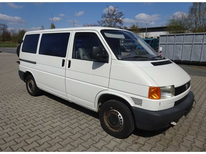 Ansicht von schräg vorne Beifahrerseite