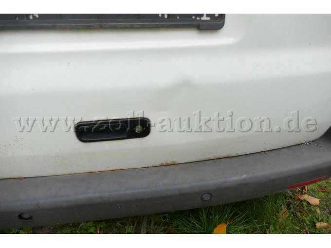 1 VW T 5 Kasten / Unfall- & Bastlerfahrzeug – foto 20 – kavel bij Zoll-Auktion, Wandlitz