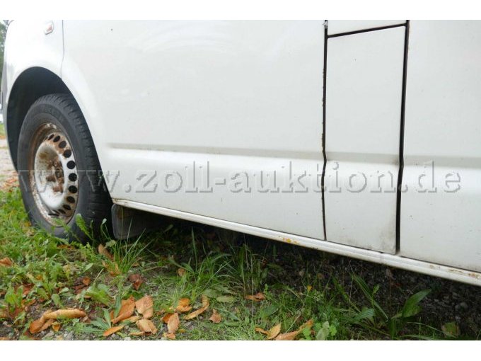 1 VW T 5 Kasten / Unfall- & Bastlerfahrzeug – foto 17 – kavel bij Zoll-Auktion, Wandlitz