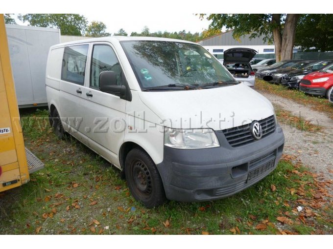 1 VW T 5 Kasten / Unfall- & Bastlerfahrzeug – foto 2 – kavel bij Zoll-Auktion, Wandlitz