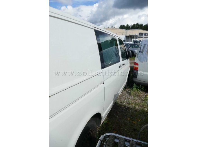 1 VW T 5 Kasten / Unfall- & Bastlerfahrzeug – foto 6 – kavel bij Zoll-Auktion, Wandlitz