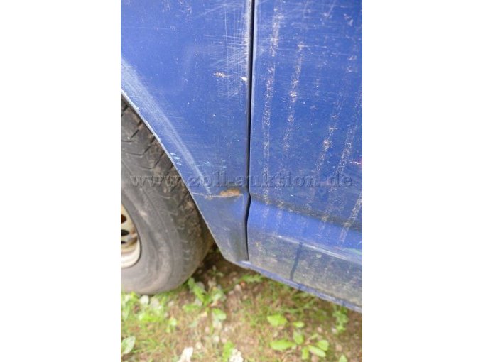 1 VW T 5 / Unfall- & Bastlerfahrzeug – foto 12 – kavel bij Zoll-Auktion, Wandlitz