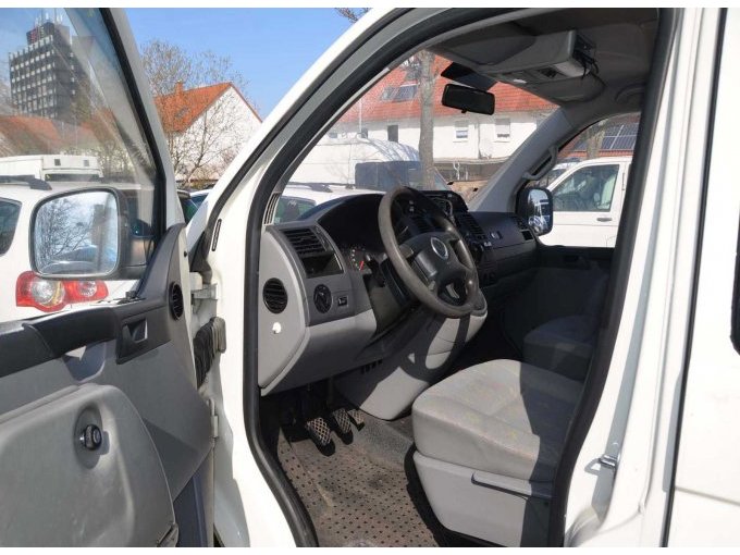 Ansicht geöffnet Fahrertür