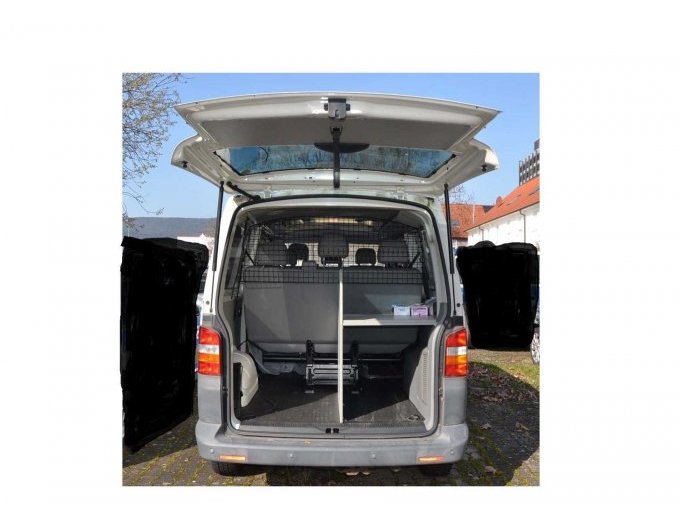 Ansicht geöffnete Heckklappe