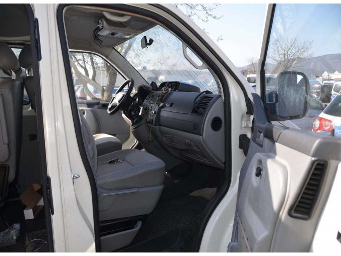 Ansicht geöffnete Beifahrertür