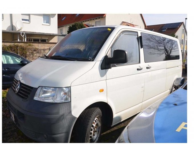 Ansicht von schräg vorne Fahrerseite