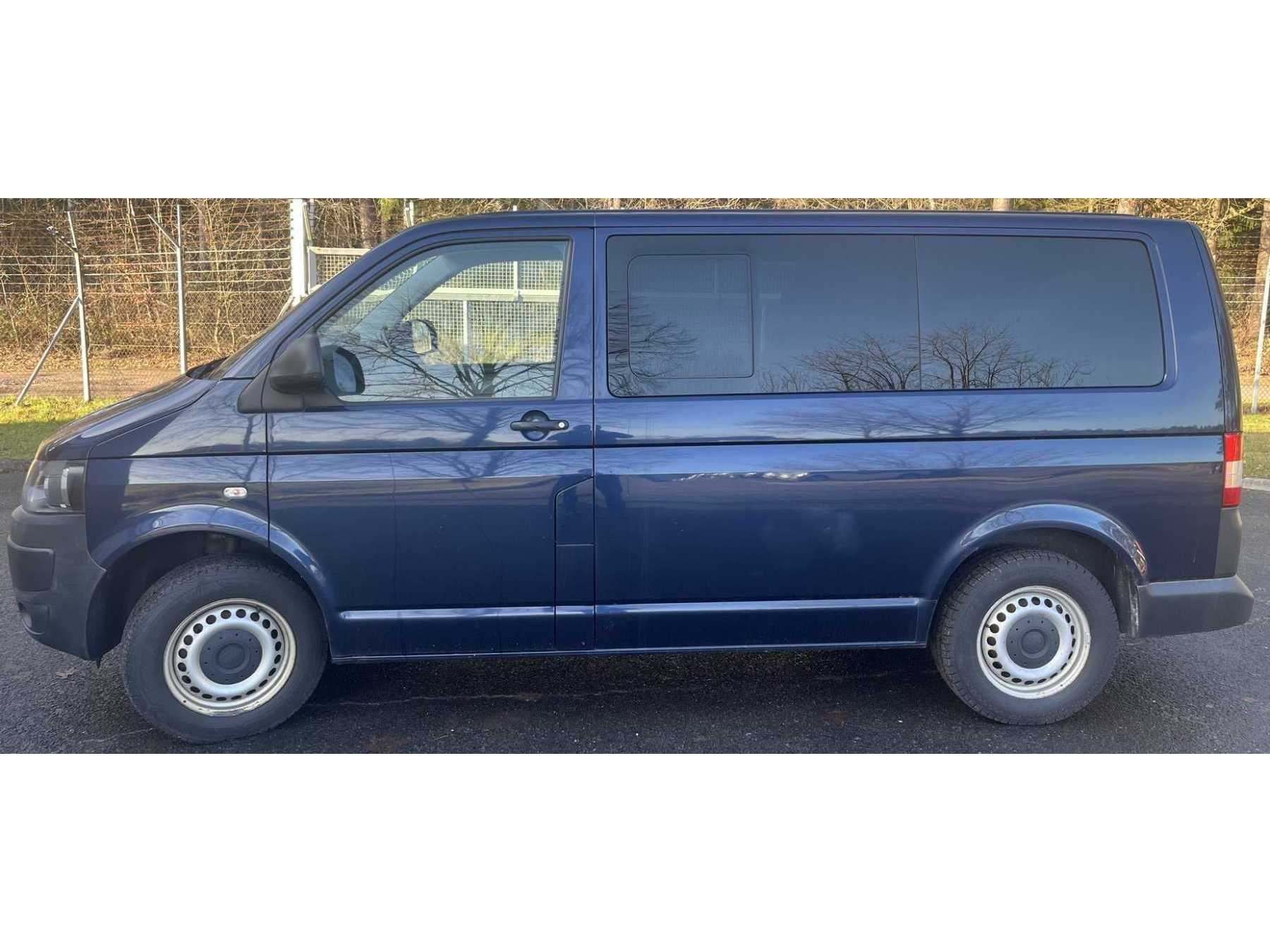 Ansicht seitlich Fahrerseite