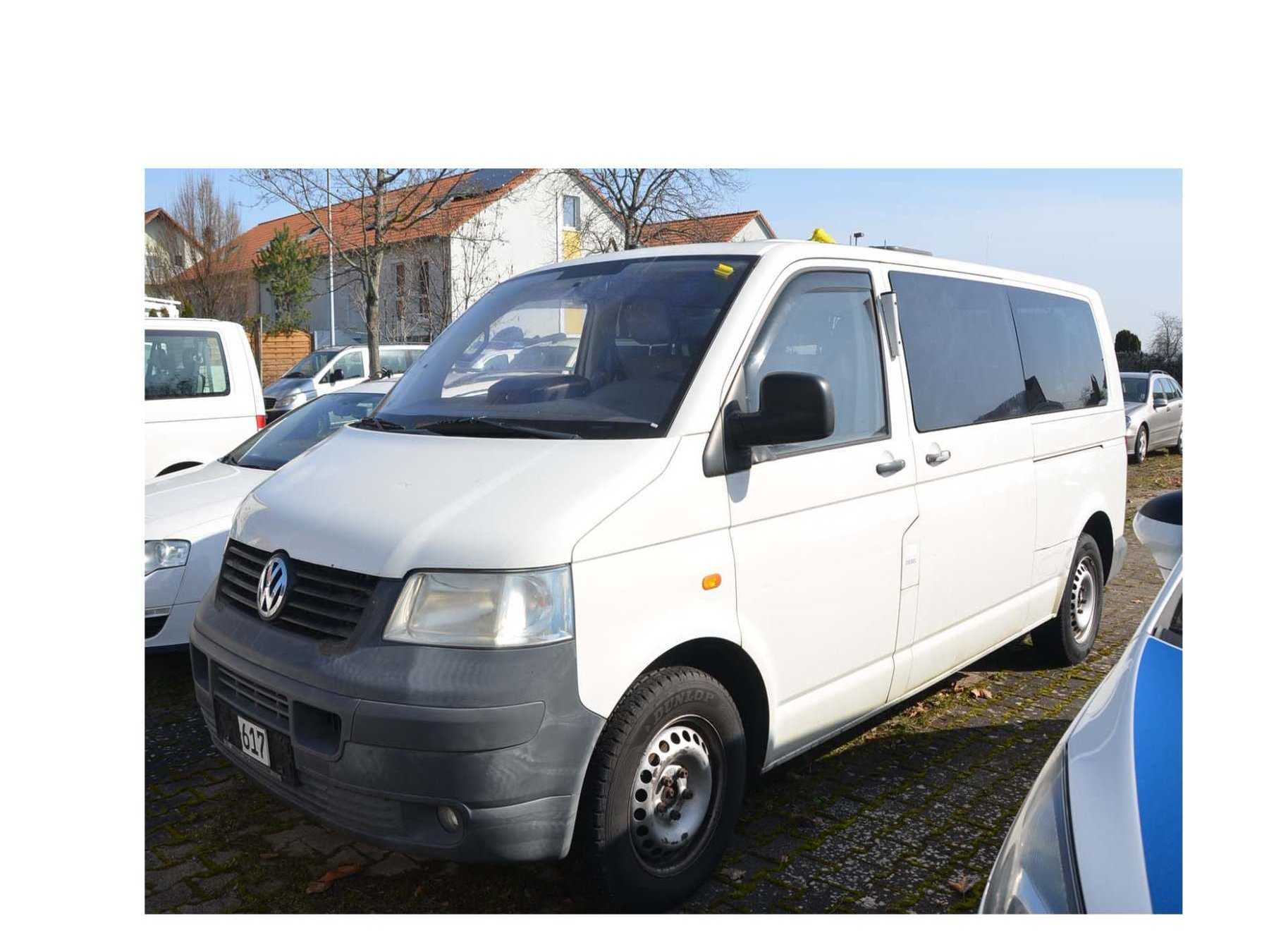 Ansicht Fahrerseite von schräg vorne