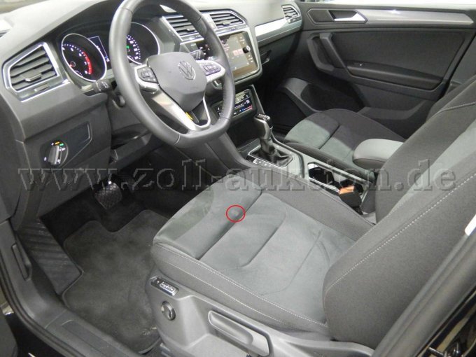 Ansicht Innenraum vorne links