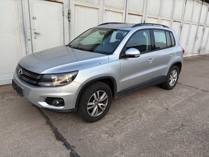 Frontansicht seitlich Frontansicht seitlich