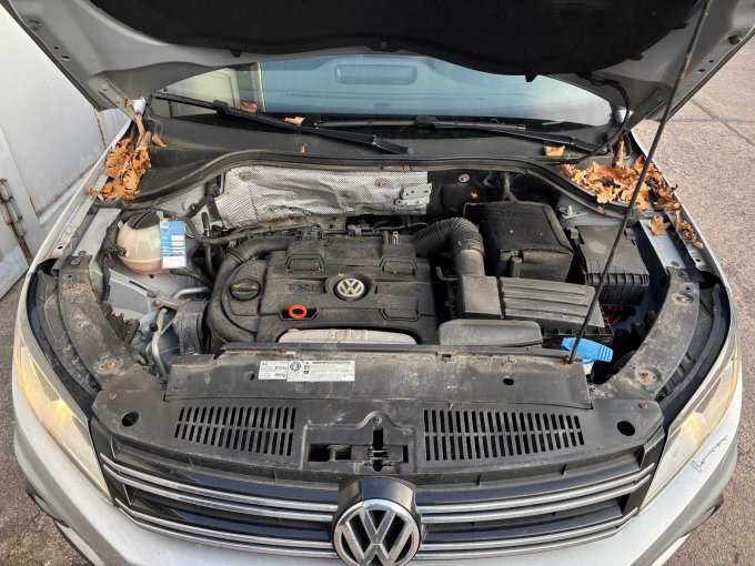 geöffneter Motorraum