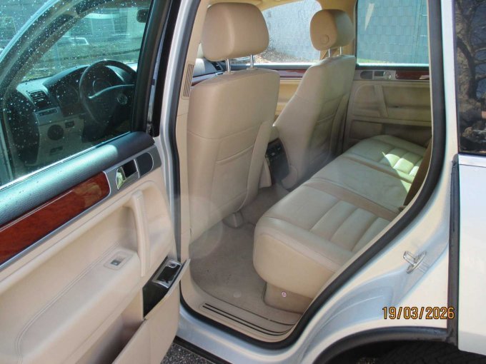 Fahrgastraum hinten links