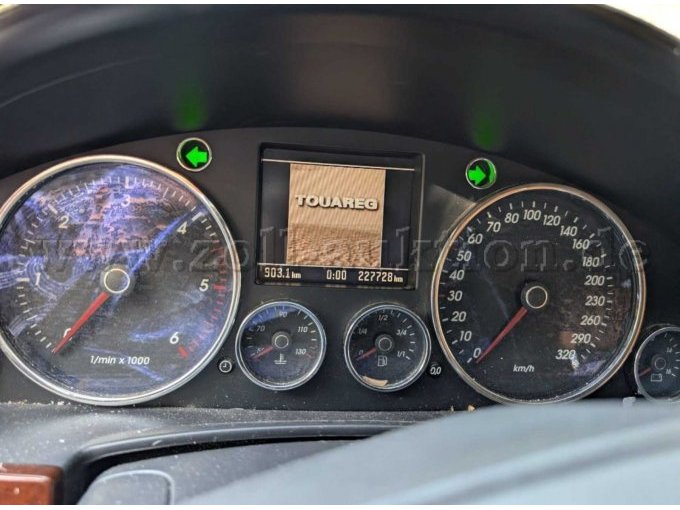 1 VW Touareg, V10 5.0 TDI type 7L – foto 4 – kavel bij Zoll-Auktion, Bad Schwalbach