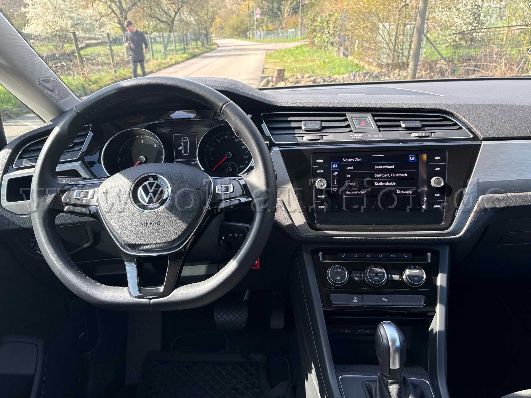 Fahrzeugcockpit