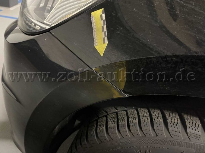 schaden front links 4