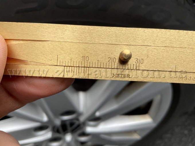 Reifen vorne links verschlissen 2