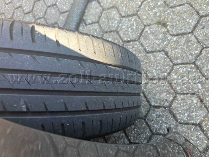 1 VW Touran 1.5 TSI DSG OPF Highline – foto 10 – kavel bij Zoll-Auktion, Köln