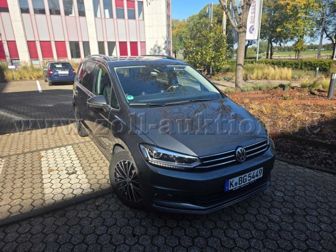1 VW Touran 1.5 TSI DSG OPF Highline – kavel bij Zoll-Auktion, Köln