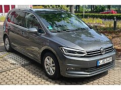 VW Touran Front