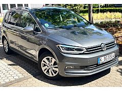 VW Touran Front