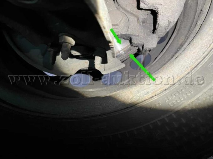 1 VW Touran 1.6 Diesel Comfortline - eventuell Motorschaden? – foto 9 – kavel bij Zoll-Auktion, München