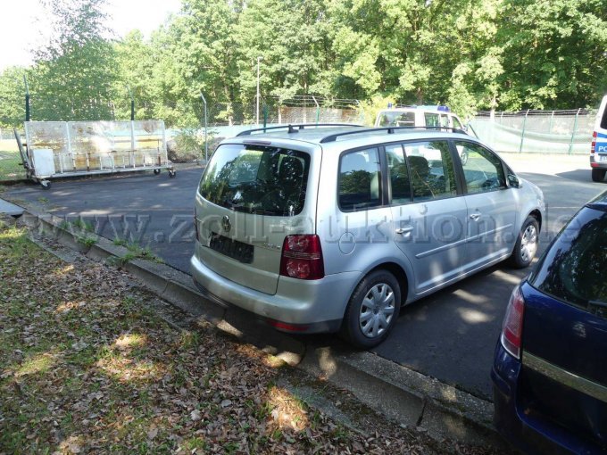 seitlich hinten rechts