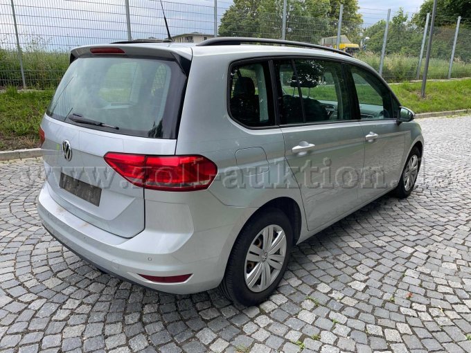 Fahrzeug hinten rechts