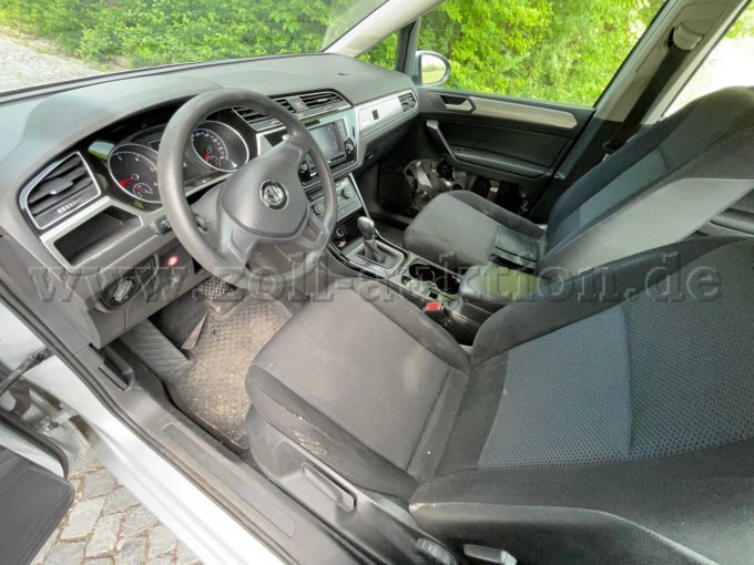 Fahrzeug Innenraum vorne